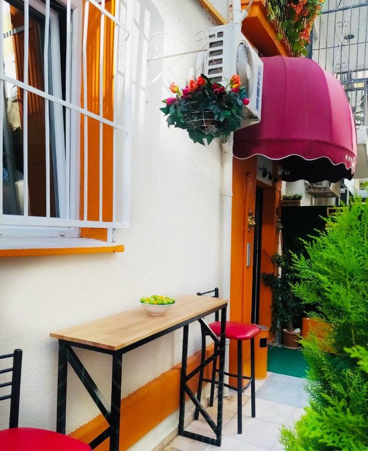 Zebra Hotel Alsancak Измир Екстериор снимка