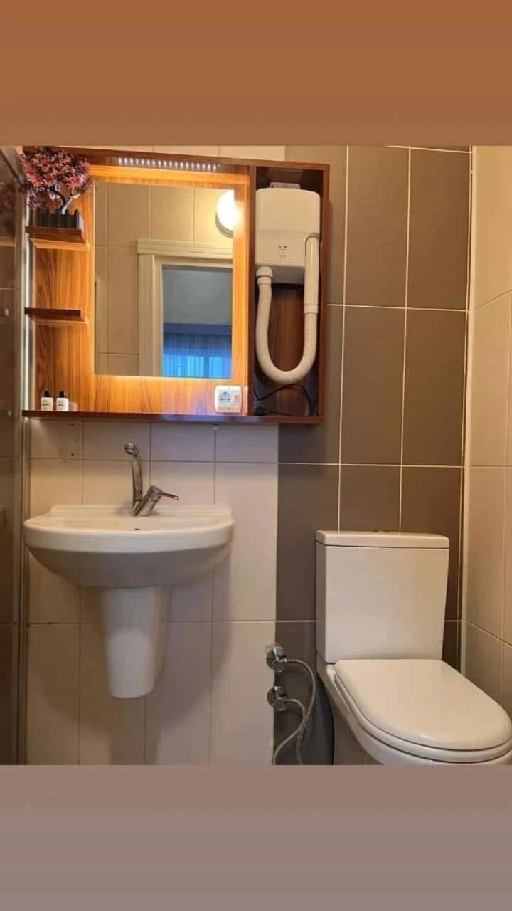 Zebra Hotel Alsancak Измир Екстериор снимка